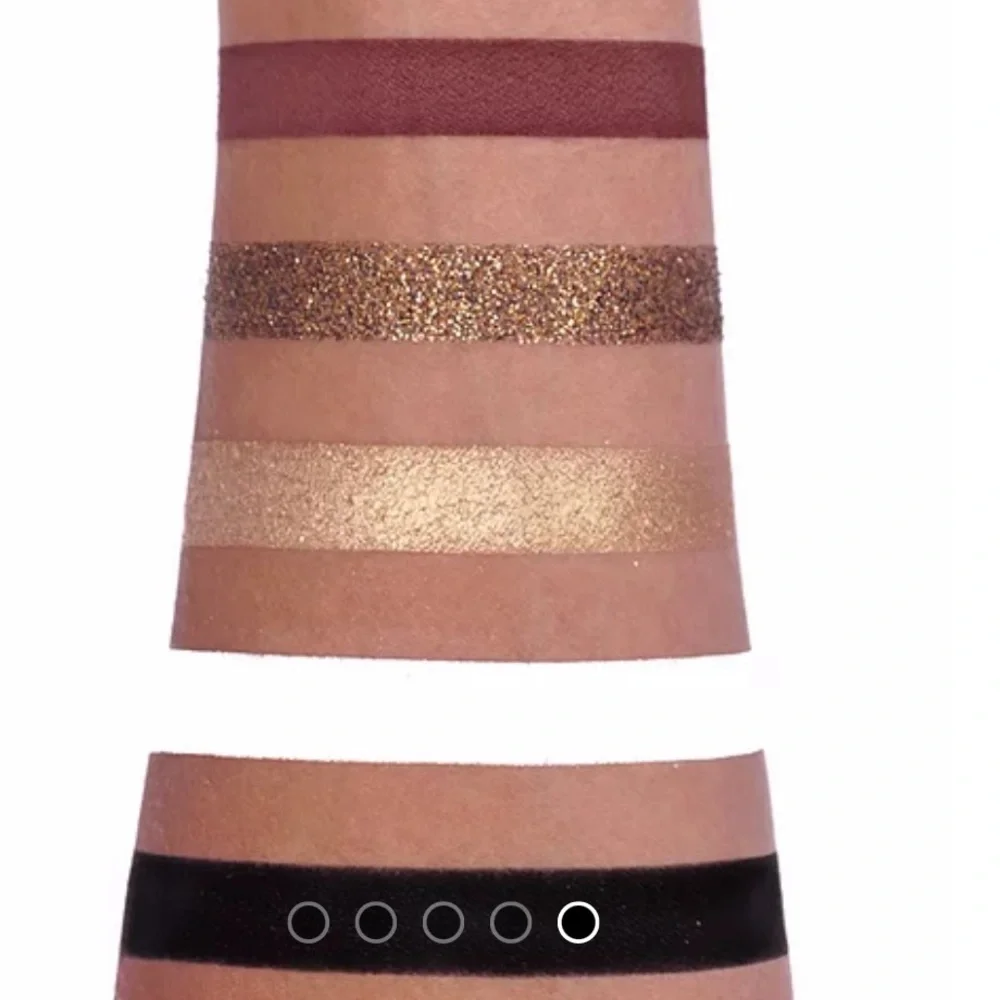 ✨ ILLUMINATI X ISA GLAM EYESHADOW PALETTE